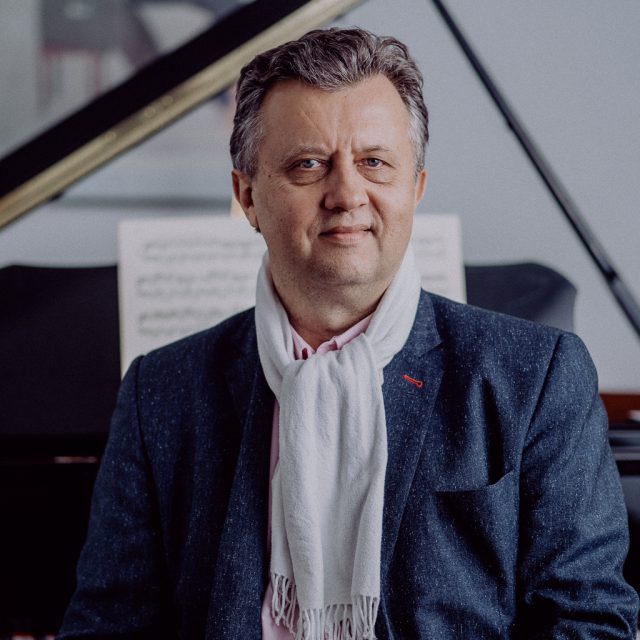Waldemar Saez-Eggers