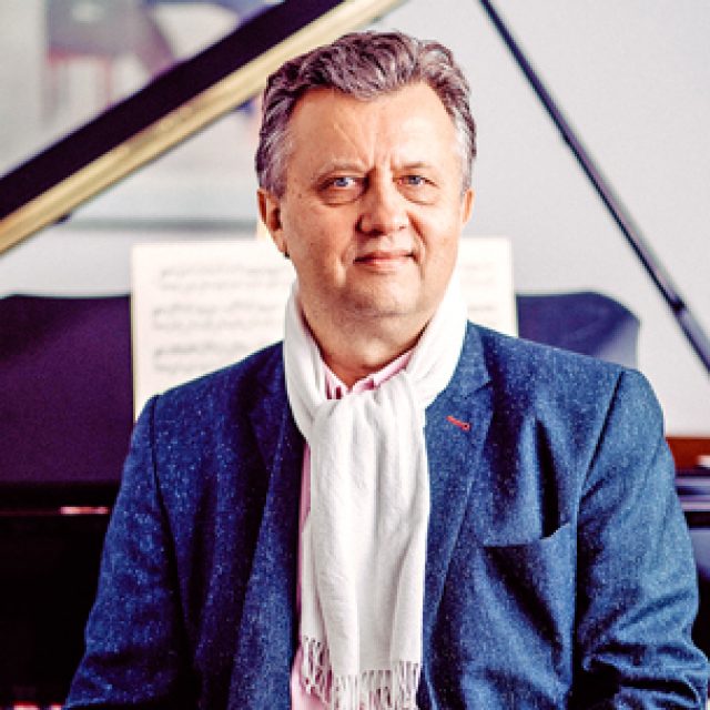 Waldemar Saez-Eggers