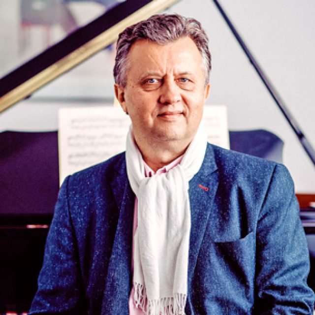 Waldemar Saez-Eggers