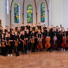 Sommerkonzert des Jugendsinfonieorchesters/“Cellalini-Die jungen Streicher“